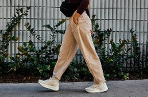 Women's walking shoes