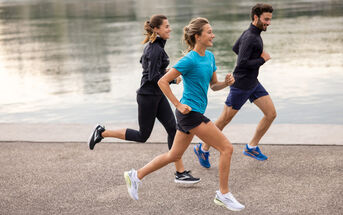 What is the Average Marathon time?