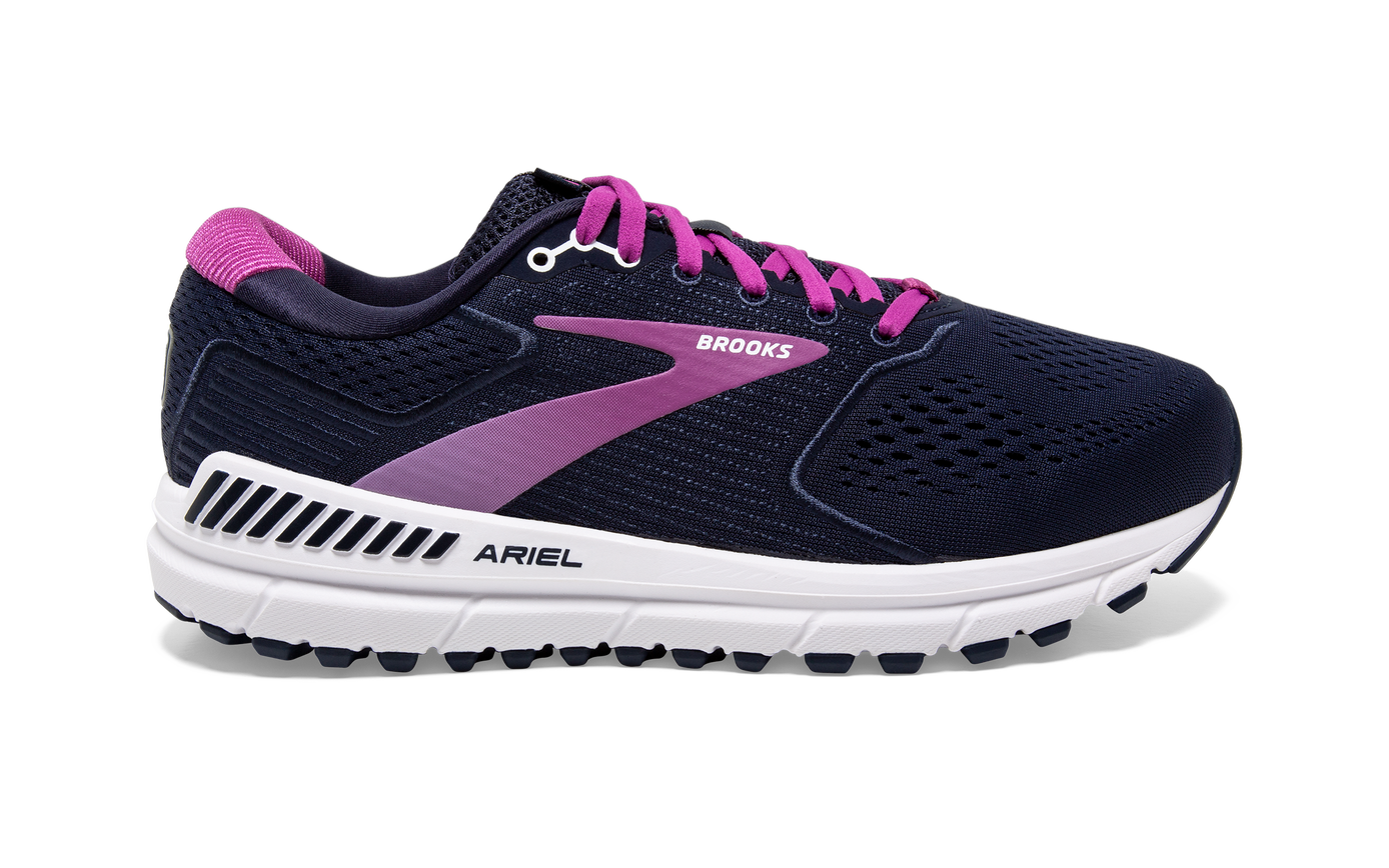 What Brooks Women's Running Shoe Has the Least Stability?