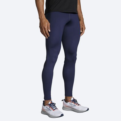 Model angle (relaxed) view of Brooks Source Tight for men
