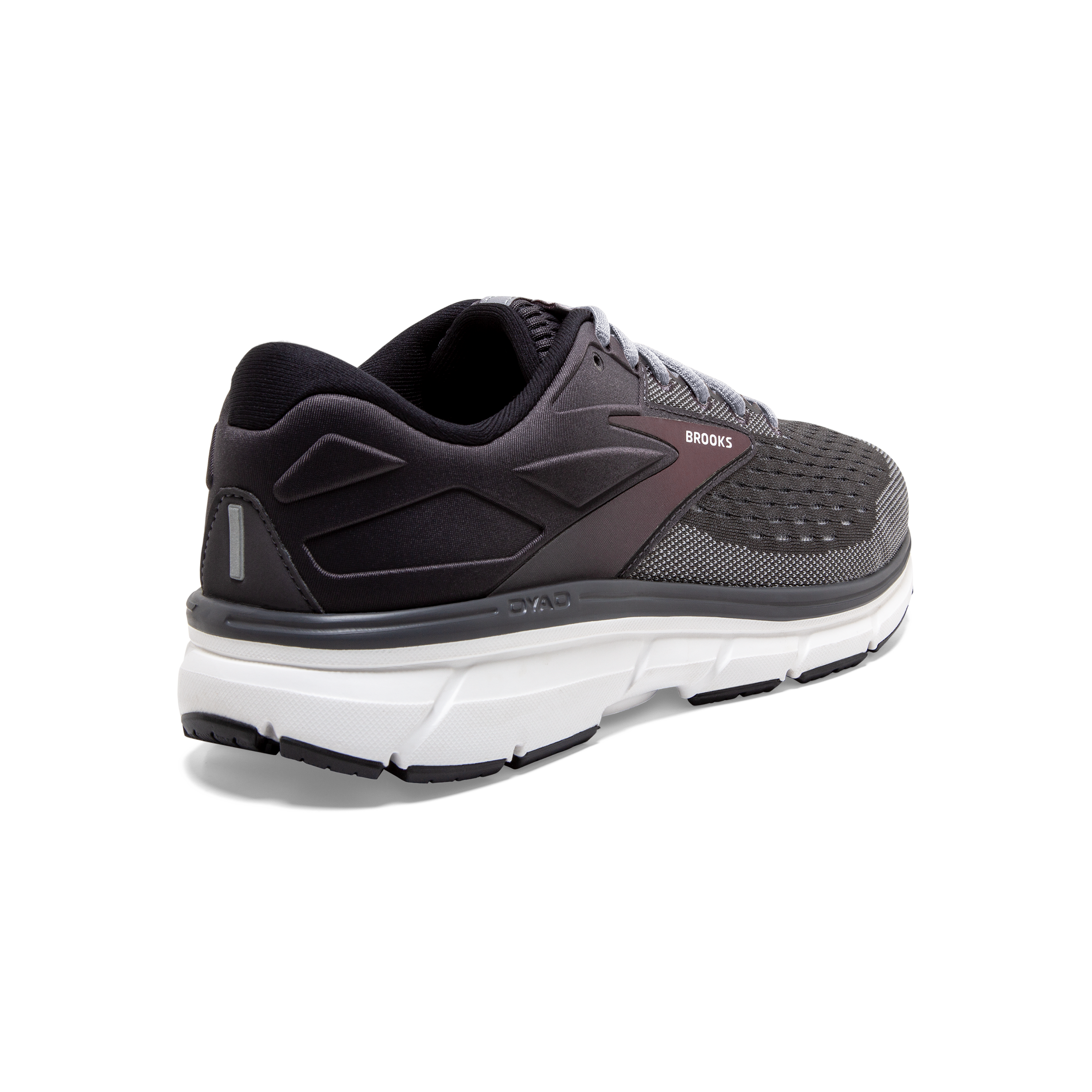 brooks dyad 11