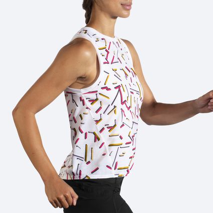 Movement angle (treadmill) view of Brooks Distance Graphic Tank for women