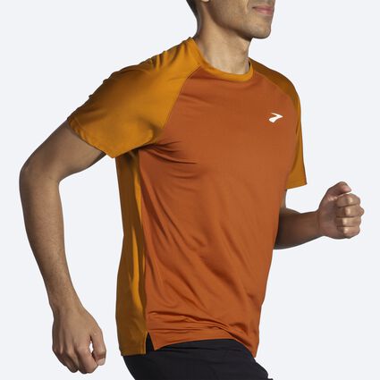 Movement angle (treadmill) view of Brooks Atmosphere Short Sleeve 2.0 for men