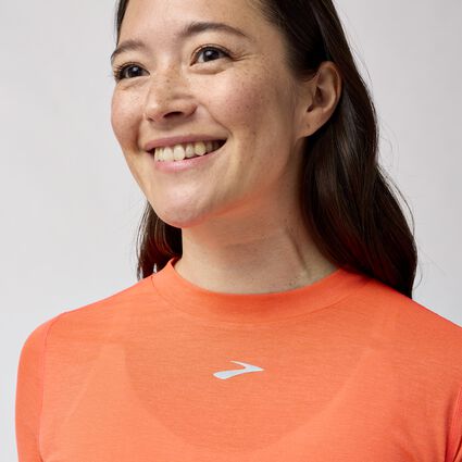 Vue du détail 1 de Brooks High Point Short Sleeve pour femmes