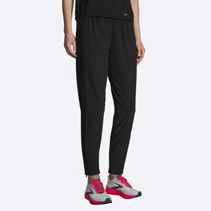 Model angle (relaxed) view of Brooks Shakeout Pant for women