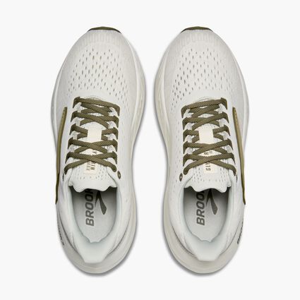 Top-down view of Brooks Glycerin Max for men