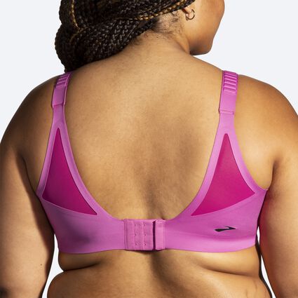 Model (back) view of Brooks Scoopback 2.0 Sports Bra for women