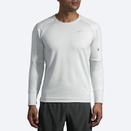 Model (front) view of Brooks Notch Thermal Long Sleeve for men