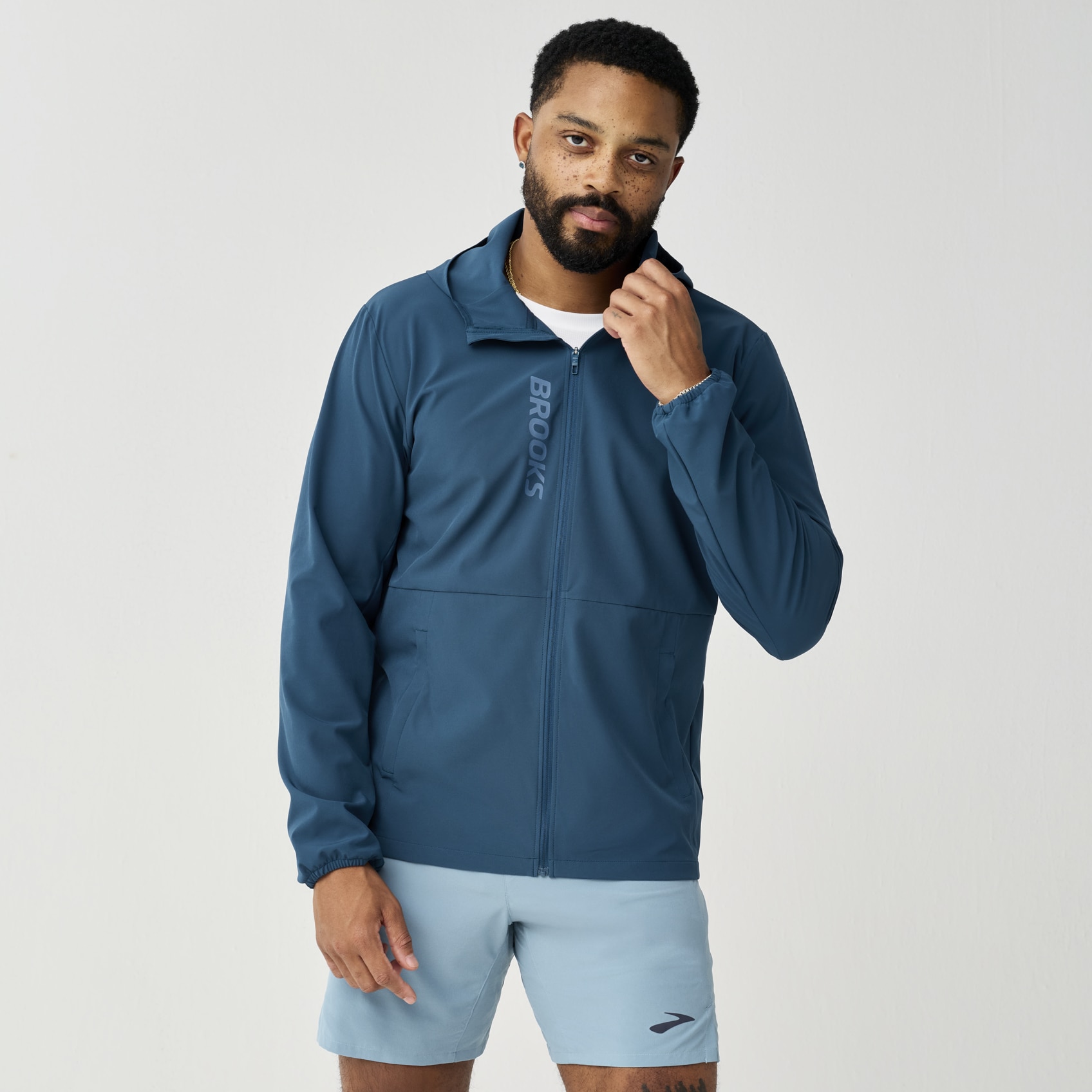 Brooks Running Men's Canopy Jacket In Blue