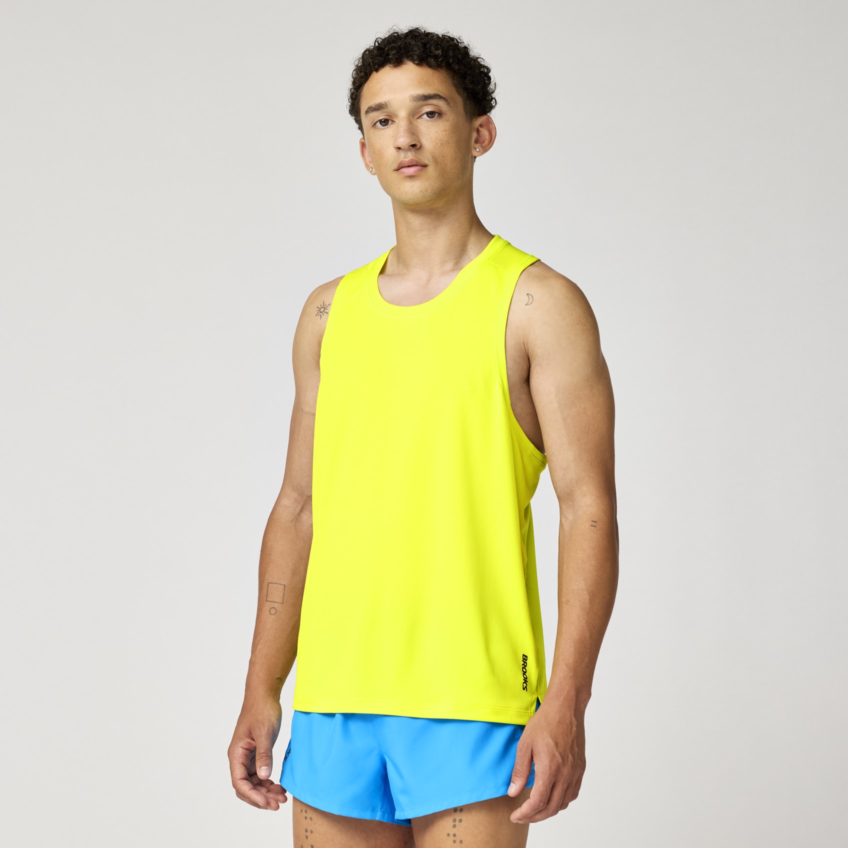Brooks Running Men's Dash Singlet In Yellow
