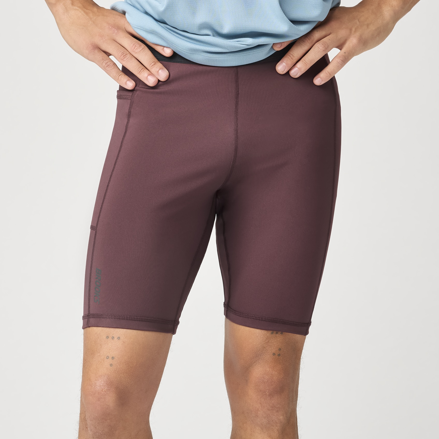Brooks Running Men's Dash Half Tight In Burgundy