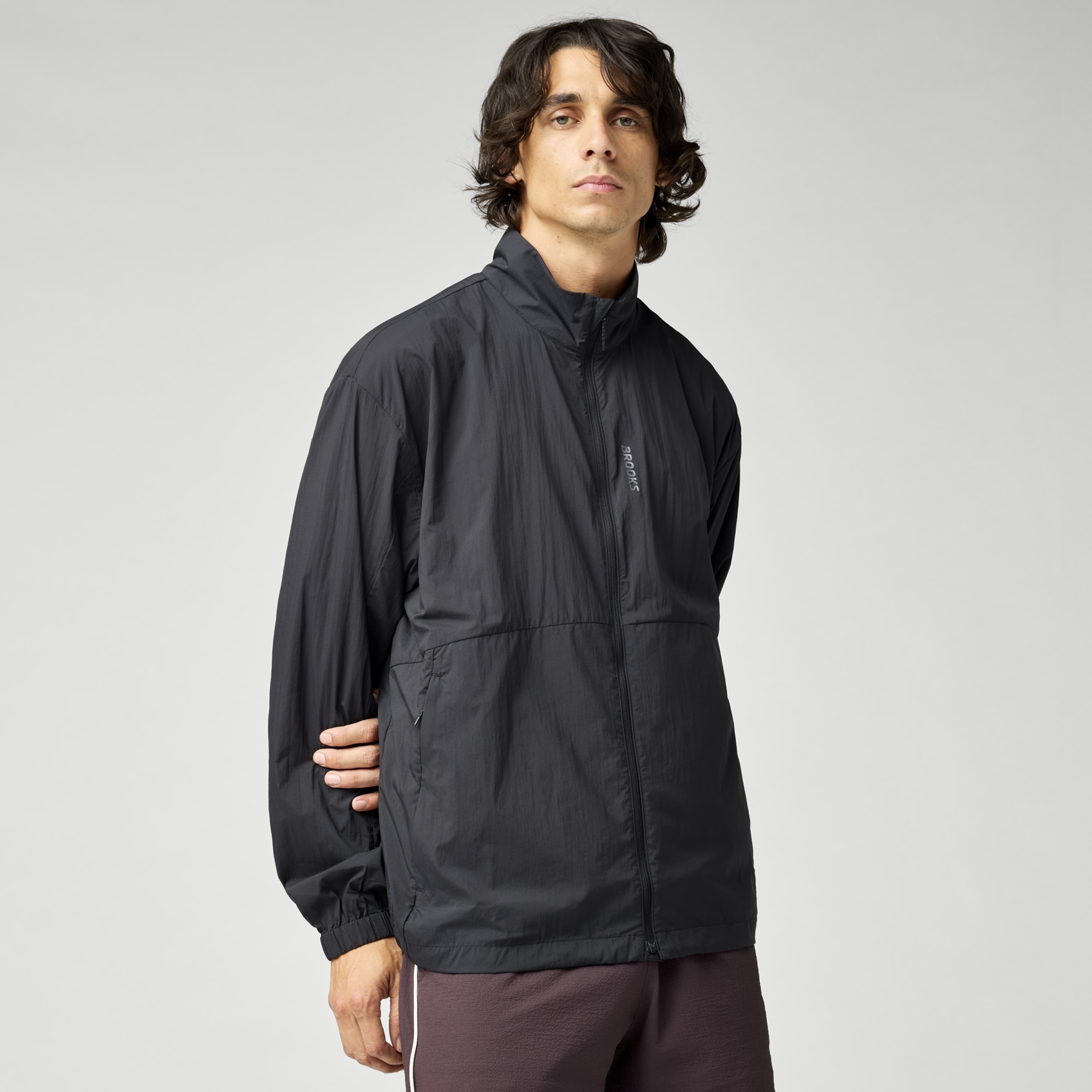 Brooks Running Men's Movement Jacket In Blue