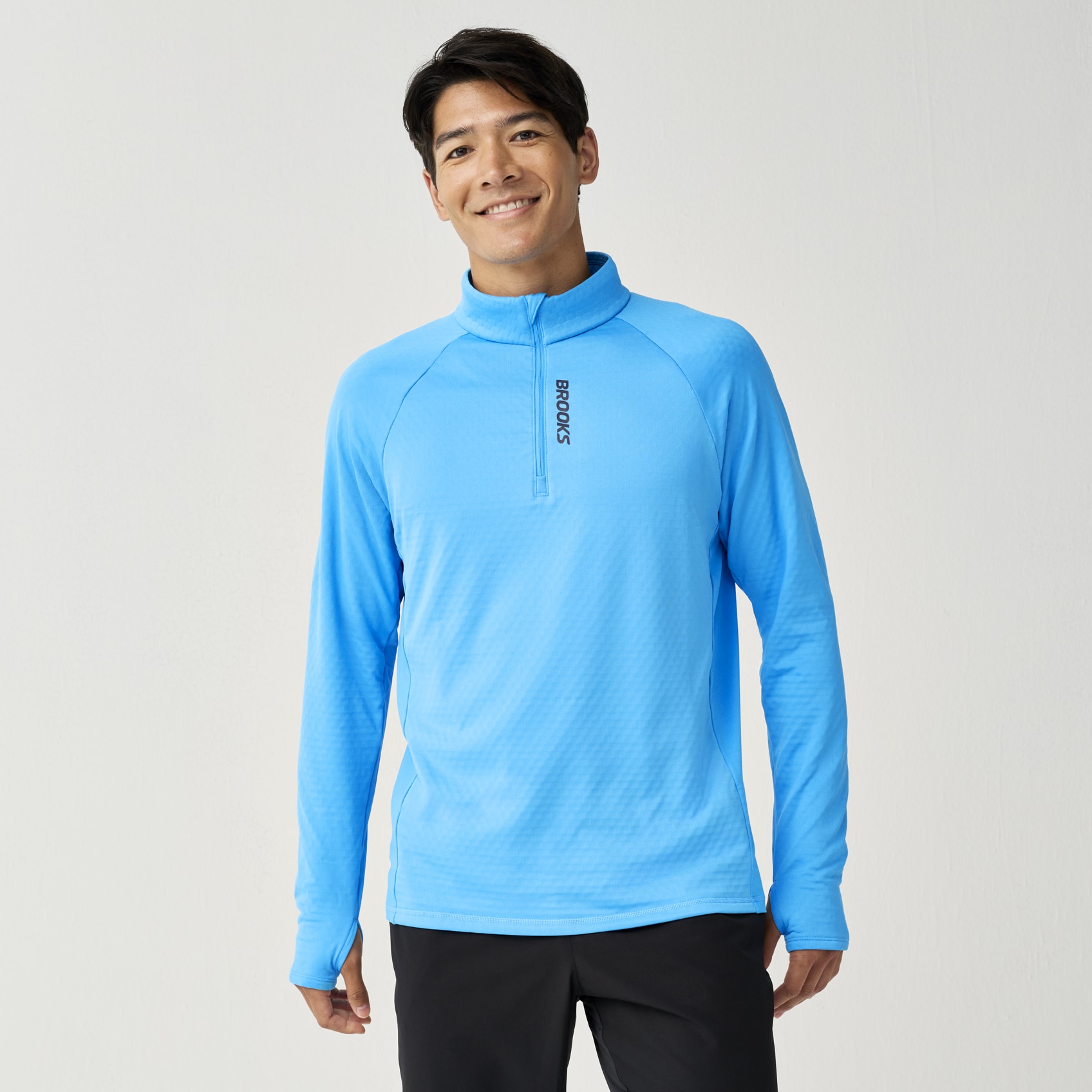 Brooks Running Men's Momentum Thermal 1/2 Zip In Blue