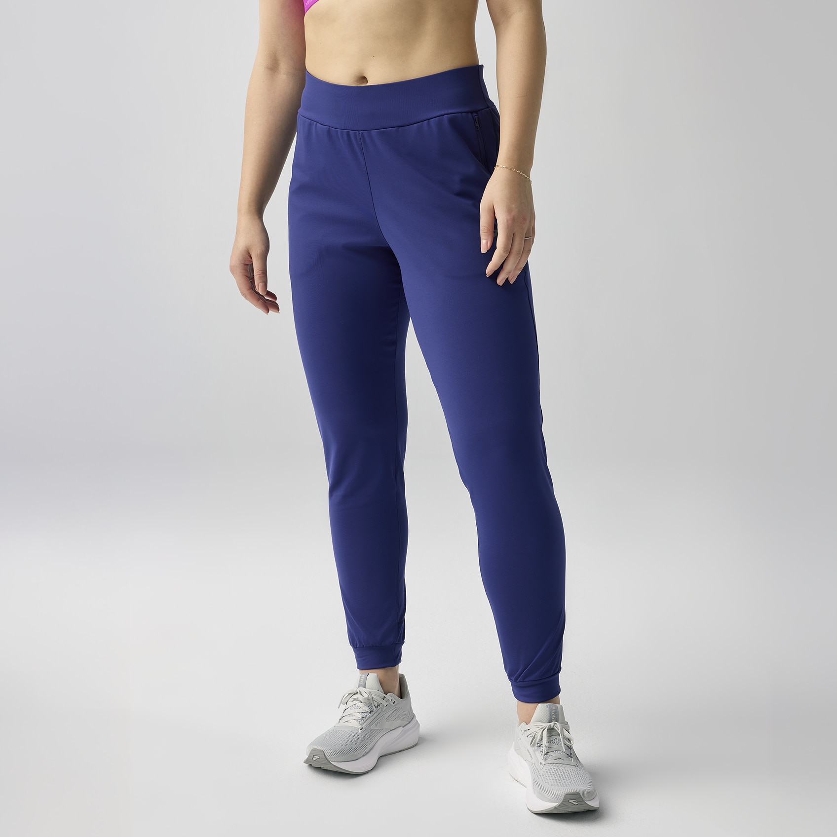 Brooks Running Women's Momentum Thermal Jogger 2.0
