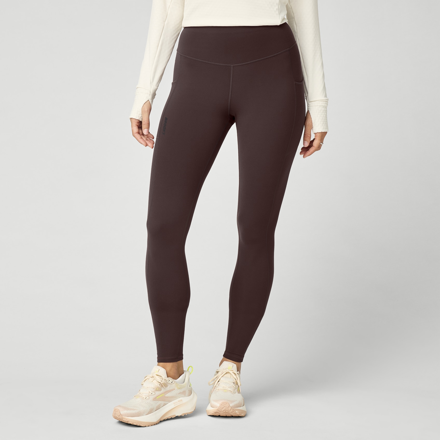 Brooks Running Women's Momentum Thermal Tight In Brown
