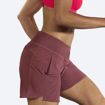 Movement angle (treadmill) view of Brooks Chaser 7" Short for women