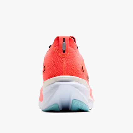 Vue du talon et du renfort de Brooks Hyperion Max 3 pour hommes