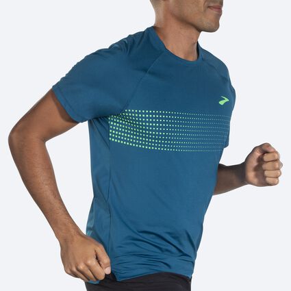 Movement angle (treadmill) view of Brooks Atmosphere Short Sleeve 2.0 for men