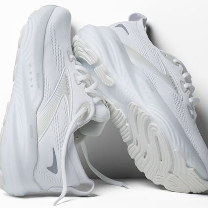 Open Glycerin 22 image number 2 inside the gallery