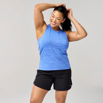 Vue (avant) du modèle de Brooks Luxe Tank pour femmes
