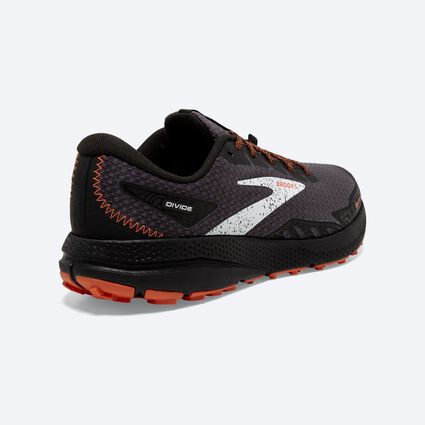 Heel and Counter view of Brooks Divide 4 GTX for men