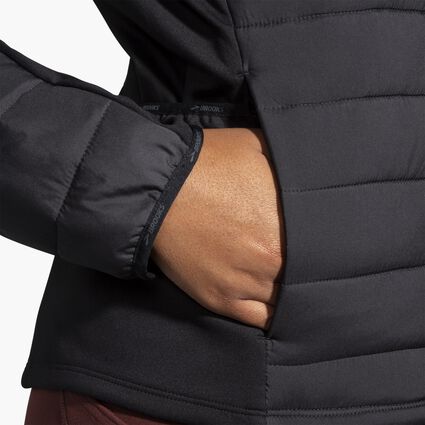 Dettaglio 3 vista di Brooks Shield Hybrid Jacket 2.0 da donna