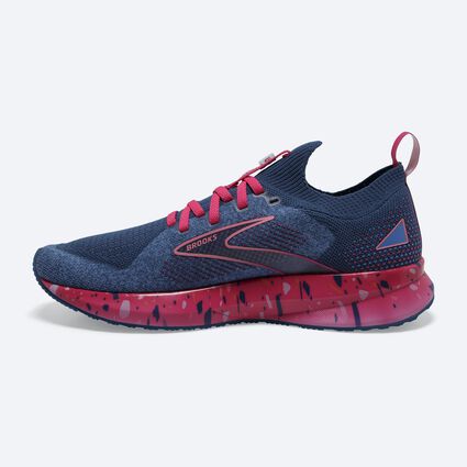 Side (left) view of Brooks Levitate StealthFit 5 for women