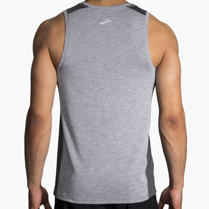 Model (back) view of Brooks Distance Tank for men