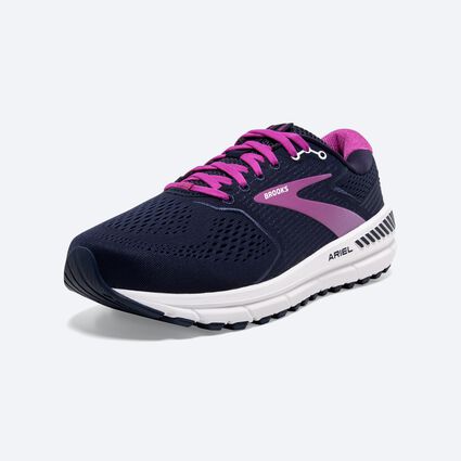 Opposite Mudguard and Toe view of Brooks Ariel '20 for women