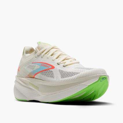 Mudguard and Toe view of Brooks Hyperion Max 3 for women