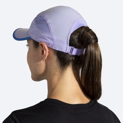 Vista (posteriore) del modello di Brooks Chaser Hat da unisex