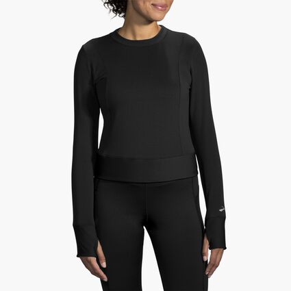 Model (front) view of Brooks Notch Thermal Long Sleeve for women