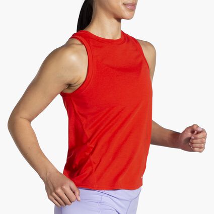 Movement angle (treadmill) view of Brooks Distance Tank for women