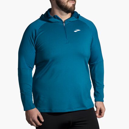 Brooks Notch Thermal Hoodie 2.0 für Herren – Model-Ansicht (von vorne)