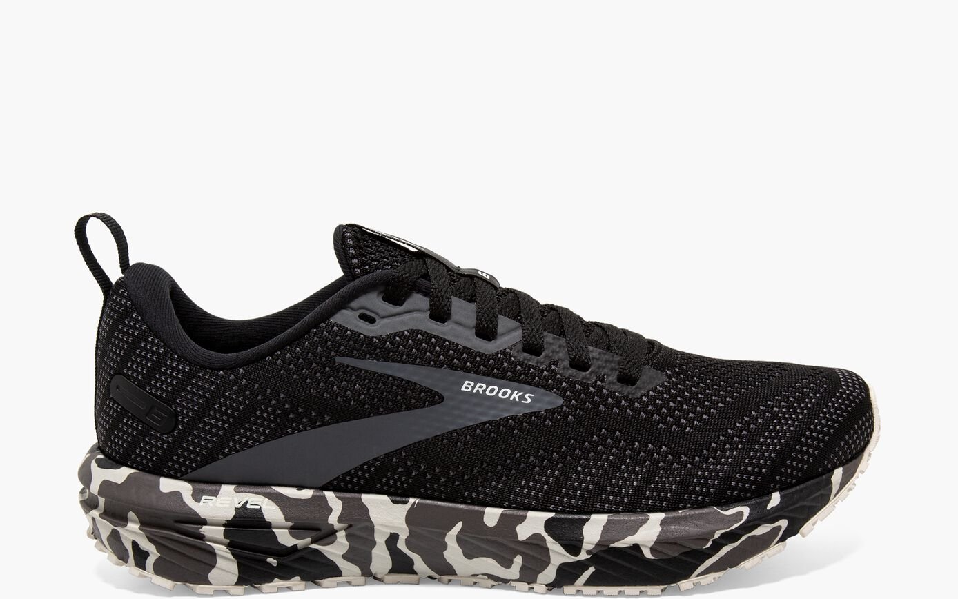 Brooks Cheetah Print Shoe Brooks Launch Women's Size 12 B Cheetah