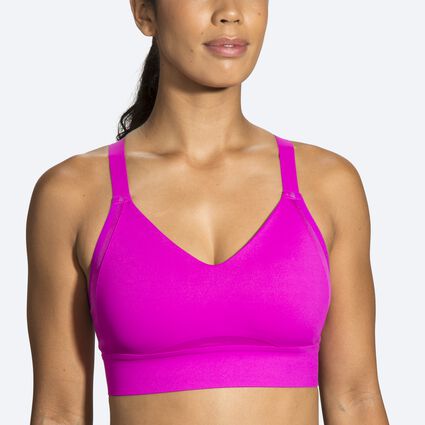 Model (front) view of Brooks Interlace Sports Bra for women