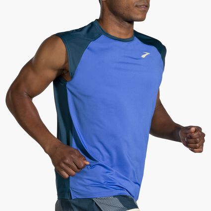 Vue d’angle du mouvement (tapis roulant) Brooks Run Within Sleeveless pour hommes