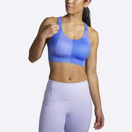 Model angle (relaxed) view of Brooks Racerback 2.0 Sports Bra for women
