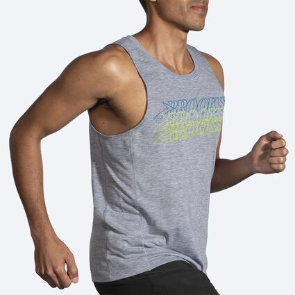 Movement angle (treadmill) view of Brooks Distance Tank 3.0 for men