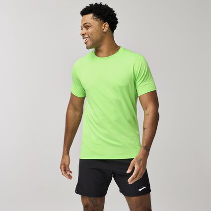 Model (front) view of Brooks Luxe Short Sleeve for men