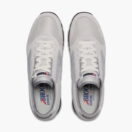 Top-down view of Brooks Chariot for men