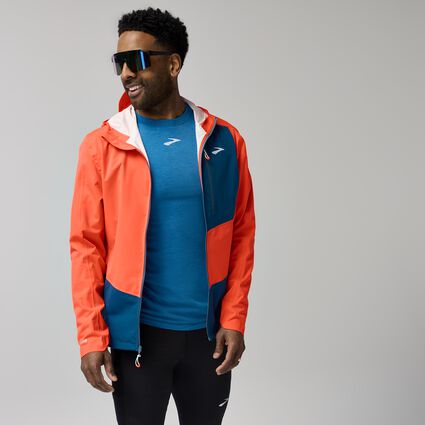 Vista angolo di movimento (tapis roulant) di Brooks High Point Waterproof Jacket 2 da uomo