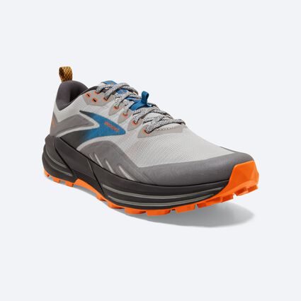 Mudguard and Toe view of Brooks Cascadia 16 for men