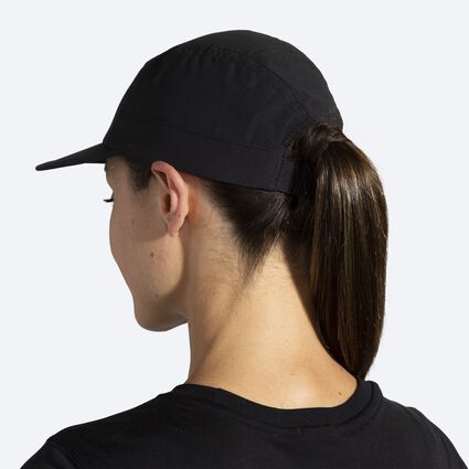 Model (back) view of Brooks Propel Hat for unisex