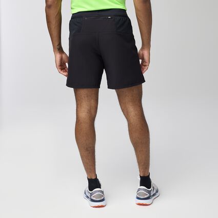 Vista (posteriore) del modello di Brooks Journey 7" Short da uomo