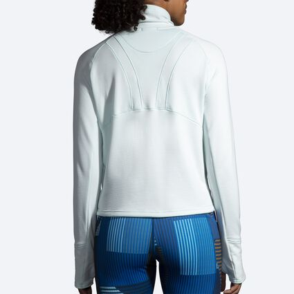 Model (back) view of Brooks Notch Thermal Long Sleeve 2.0 for women