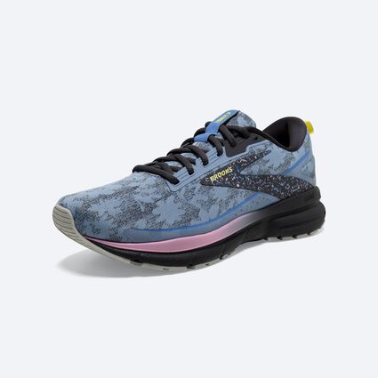 Opposite Mudguard and Toe view of Brooks Trace 3 for women
