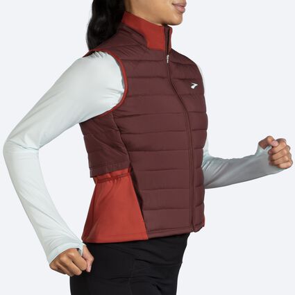 Vue angulaire du mouvement (sur tapis de course) Brooks Shield Hybrid Vest 2.0 pour femmes