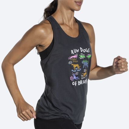 Movement angle (treadmill) view of Brooks Distance Tank 2.0 for women