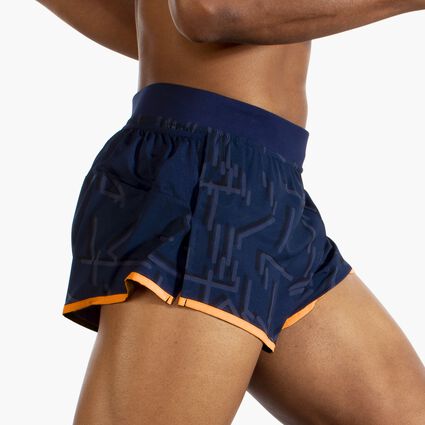 Vue angulaire du mouvement (sur tapis de course) Brooks Sherpa 3" Split Short pour hommes